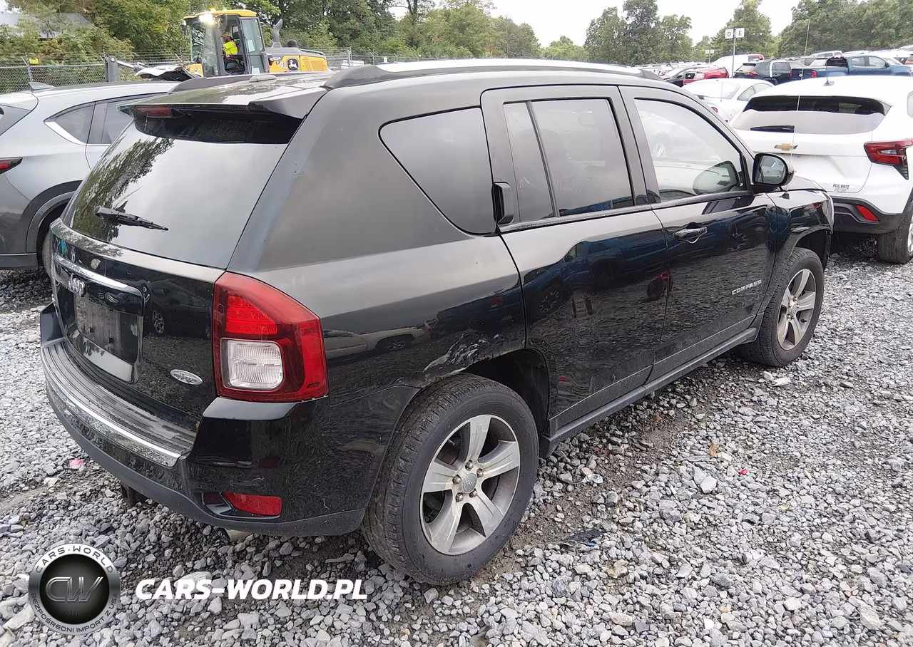 2017 Jeep Compass High Altitude 4X4 VIN:1C4NJDEB8HD193684 - 4
