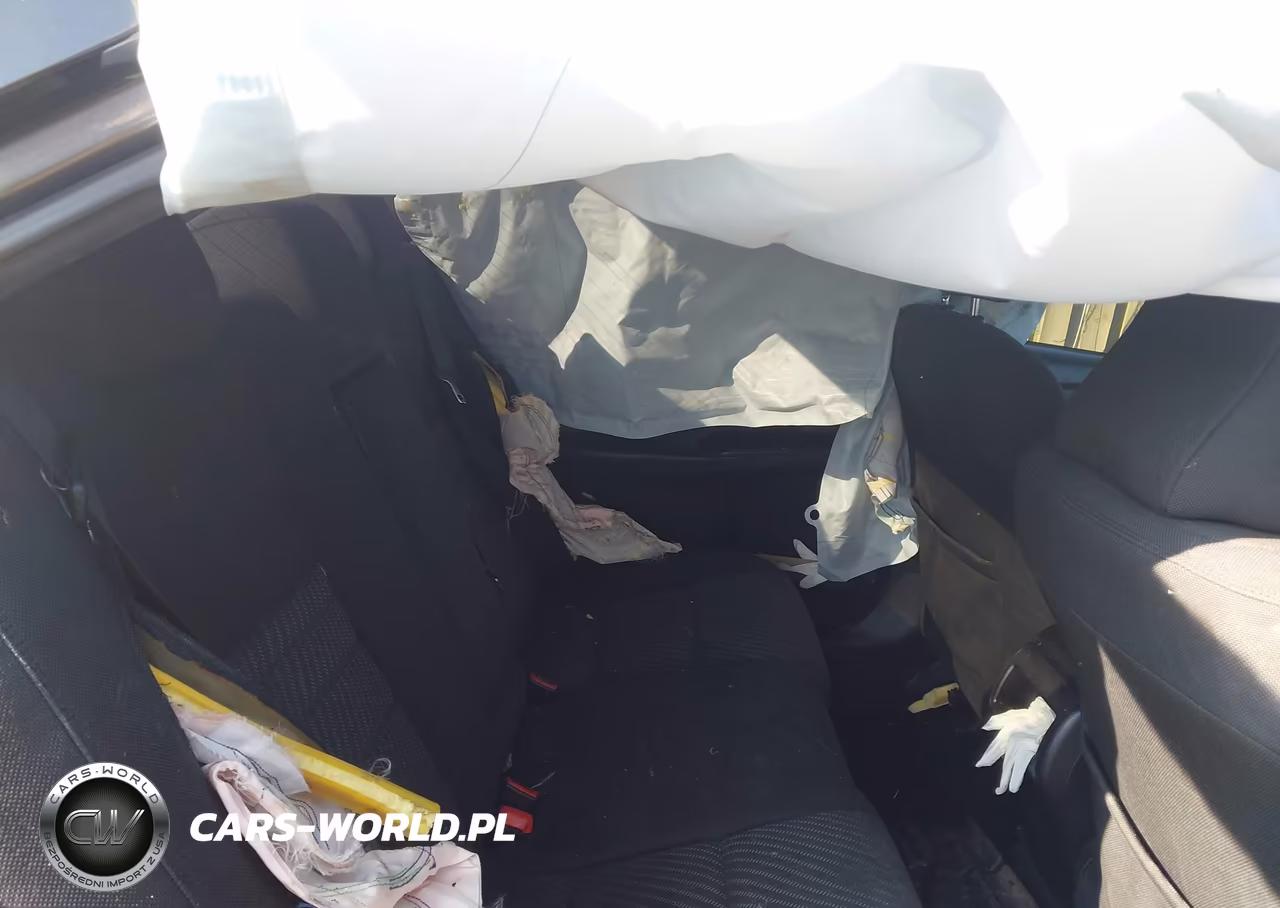 2017 Toyota Camry Le VIN:4T1BF1FK8HU419297 - 8