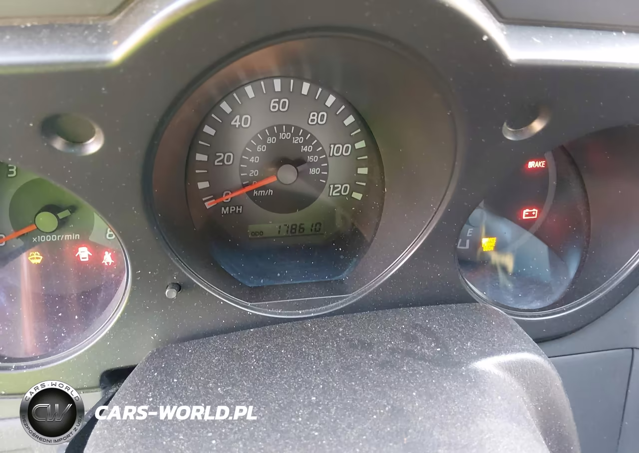 2002 Nissan Xterra Xe VIN:5N1ED28T22C511100 - 7