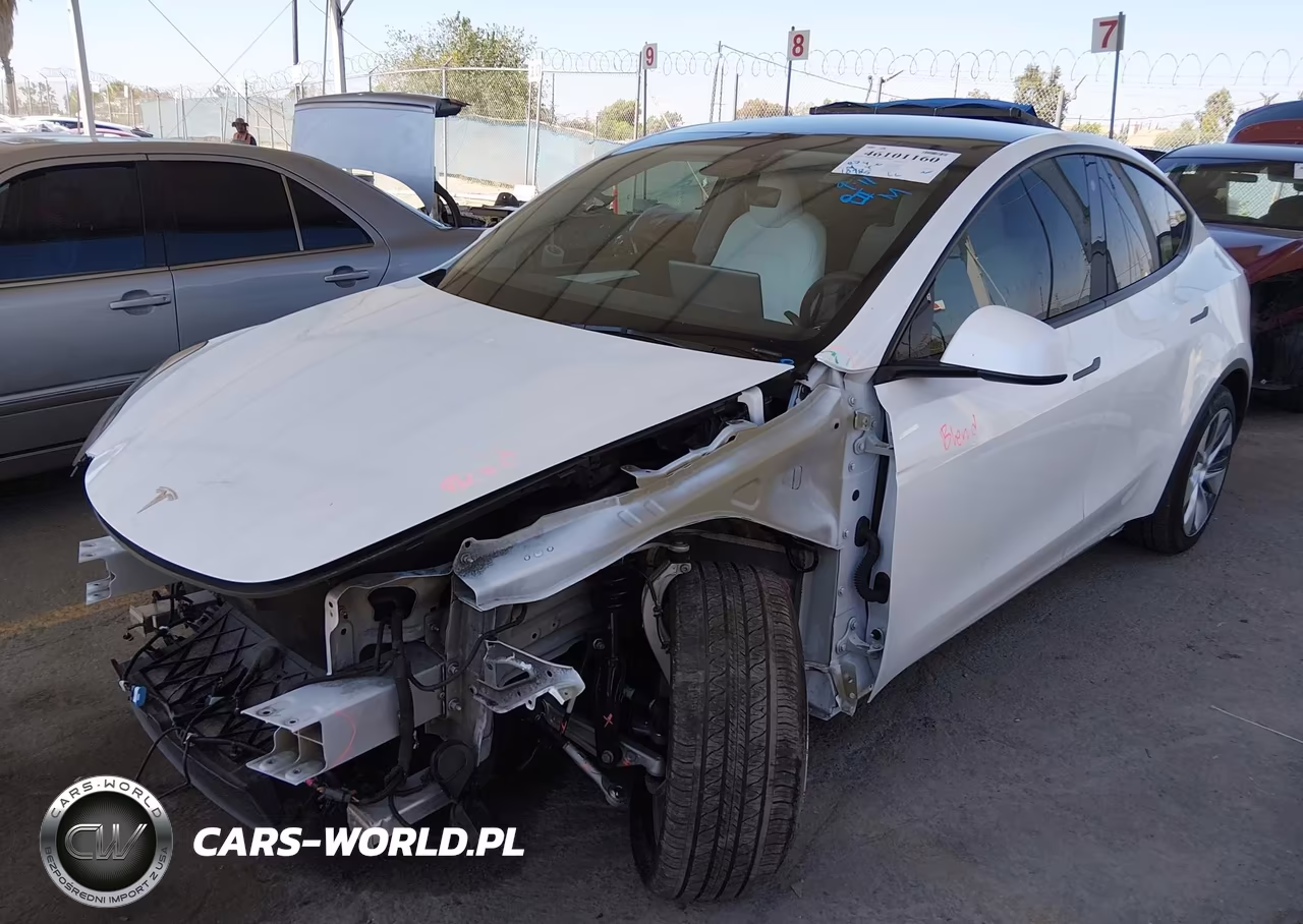 2023 Tesla Model Y Awd-Long Range Dual Motor All-Wheel Drive VIN:7SAYGDEE5PA118471 - 2