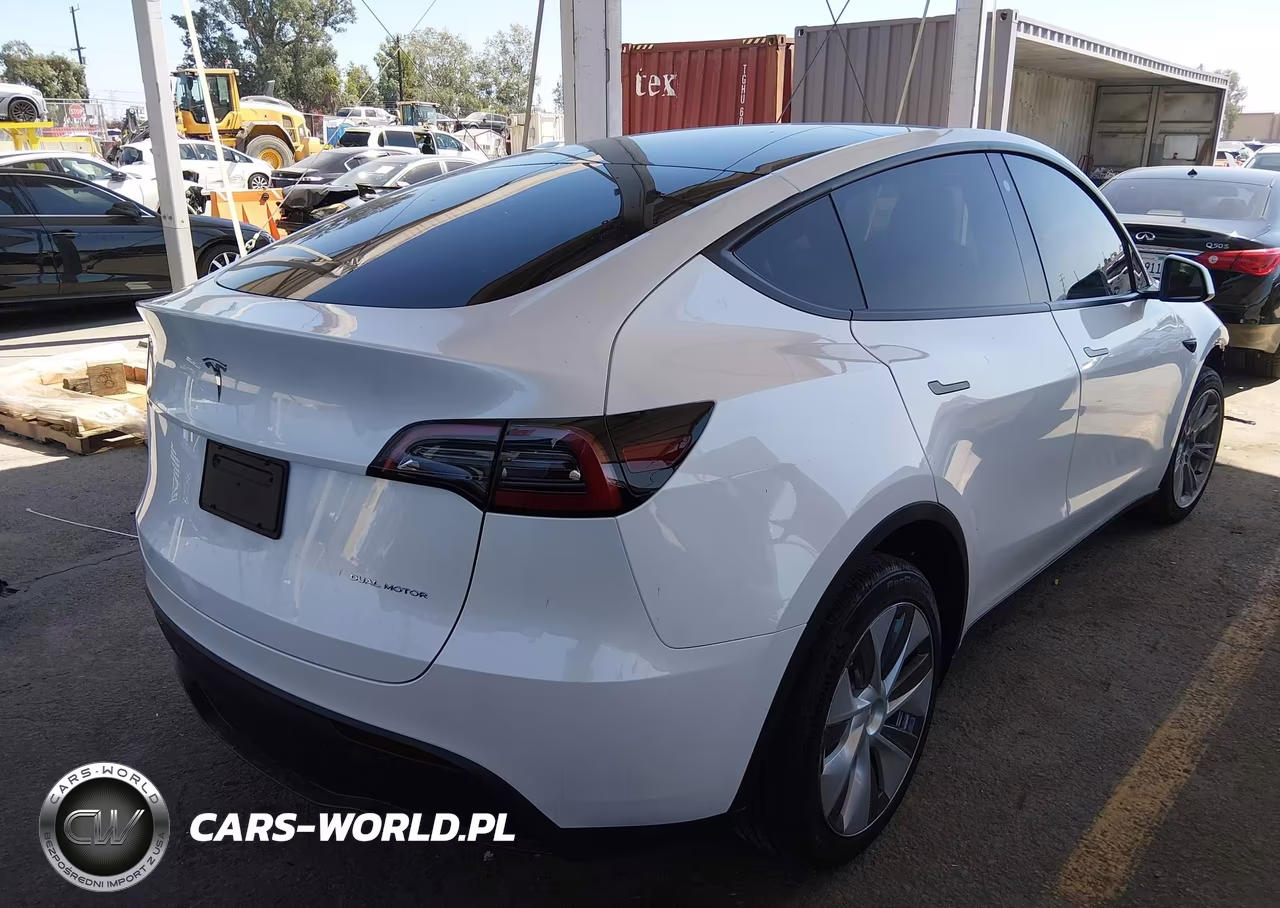 2023 Tesla Model Y Awd-Long Range Dual Motor All-Wheel Drive VIN:7SAYGDEE5PA118471 - 4