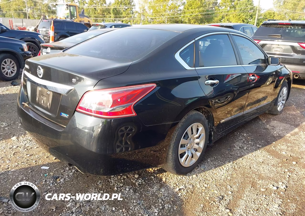 2013 Nissan Altima 2.5 S VIN:1N4AL3APXDC122125 - 4