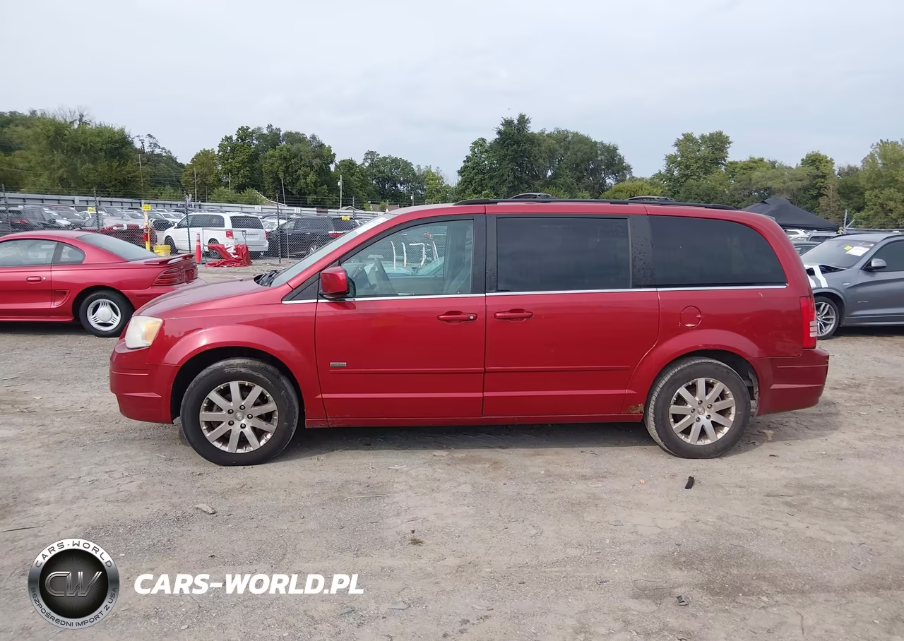 2008 Chrysler Town & Country Touring VIN:2A8HR54P98R828104 - 15