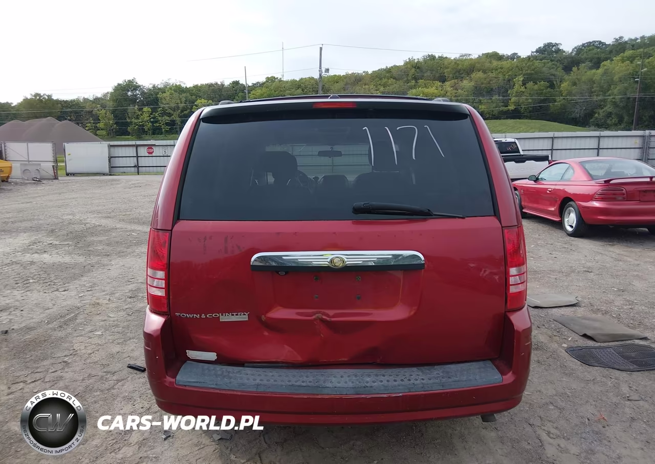2008 Chrysler Town & Country Touring VIN:2A8HR54P98R828104 - 17