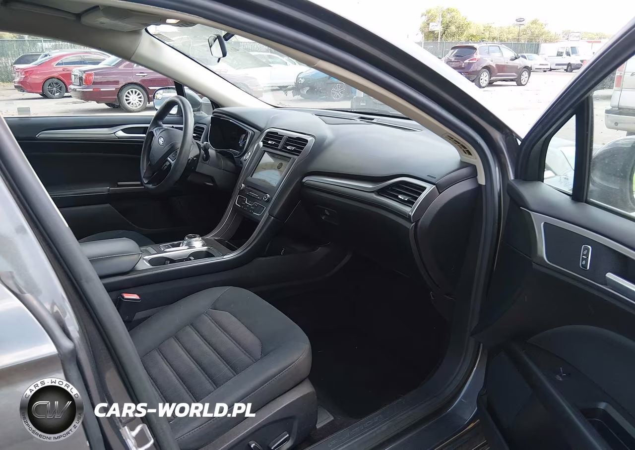2017 Ford Fusion Se VIN:3FA6P0HD6HR246405 - 5