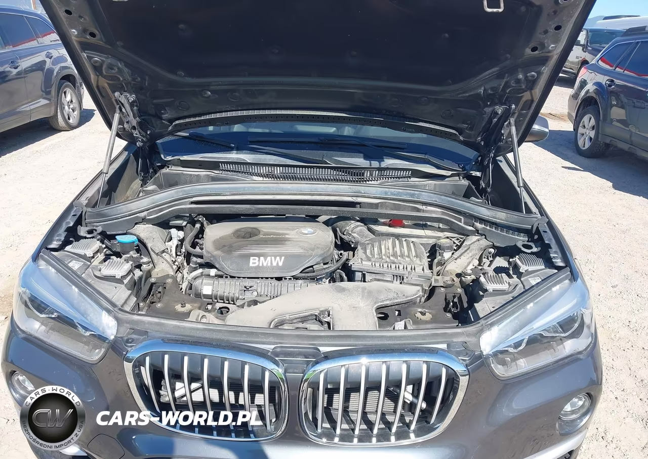 2017 BMW X1 xDrive28I VIN:WBXHT3C32H5F86755 - 10