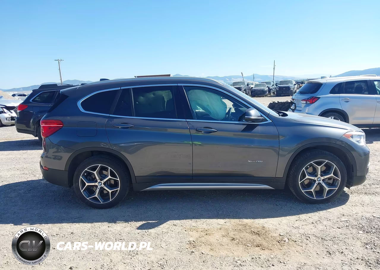 2017 BMW X1 xDrive28I VIN:WBXHT3C32H5F86755 - 13
