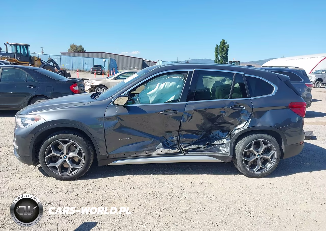 2017 BMW X1 xDrive28I VIN:WBXHT3C32H5F86755 - 14