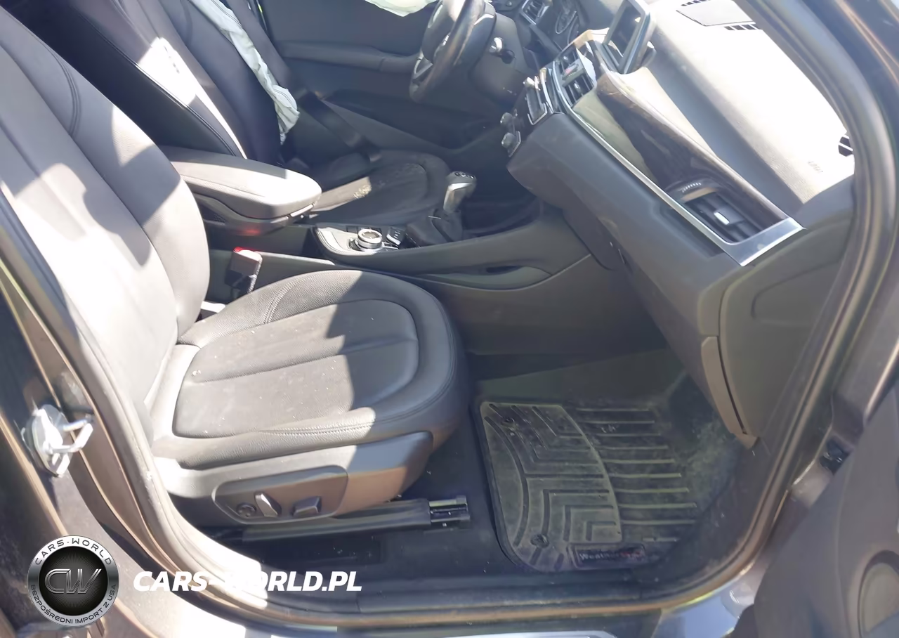 2017 BMW X1 xDrive28I VIN:WBXHT3C32H5F86755 - 5