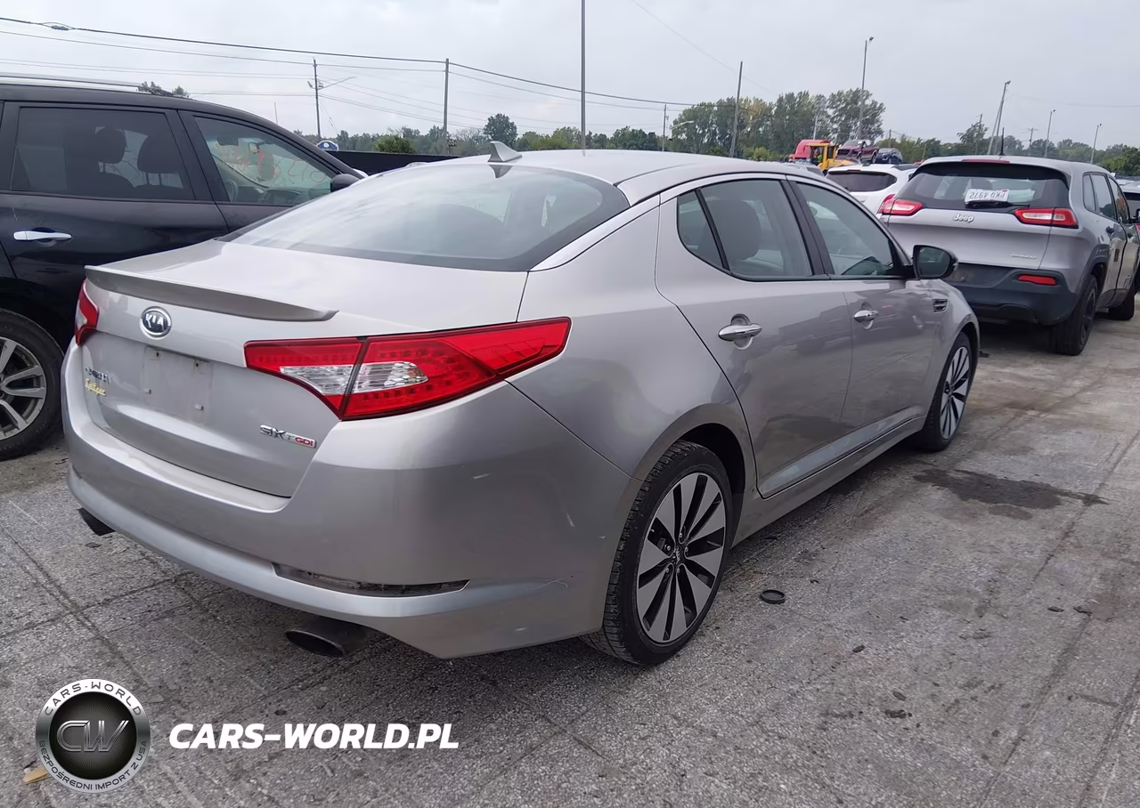 2012 Kia Optima Sx VIN:5XXGR4A60CG057400 - 4