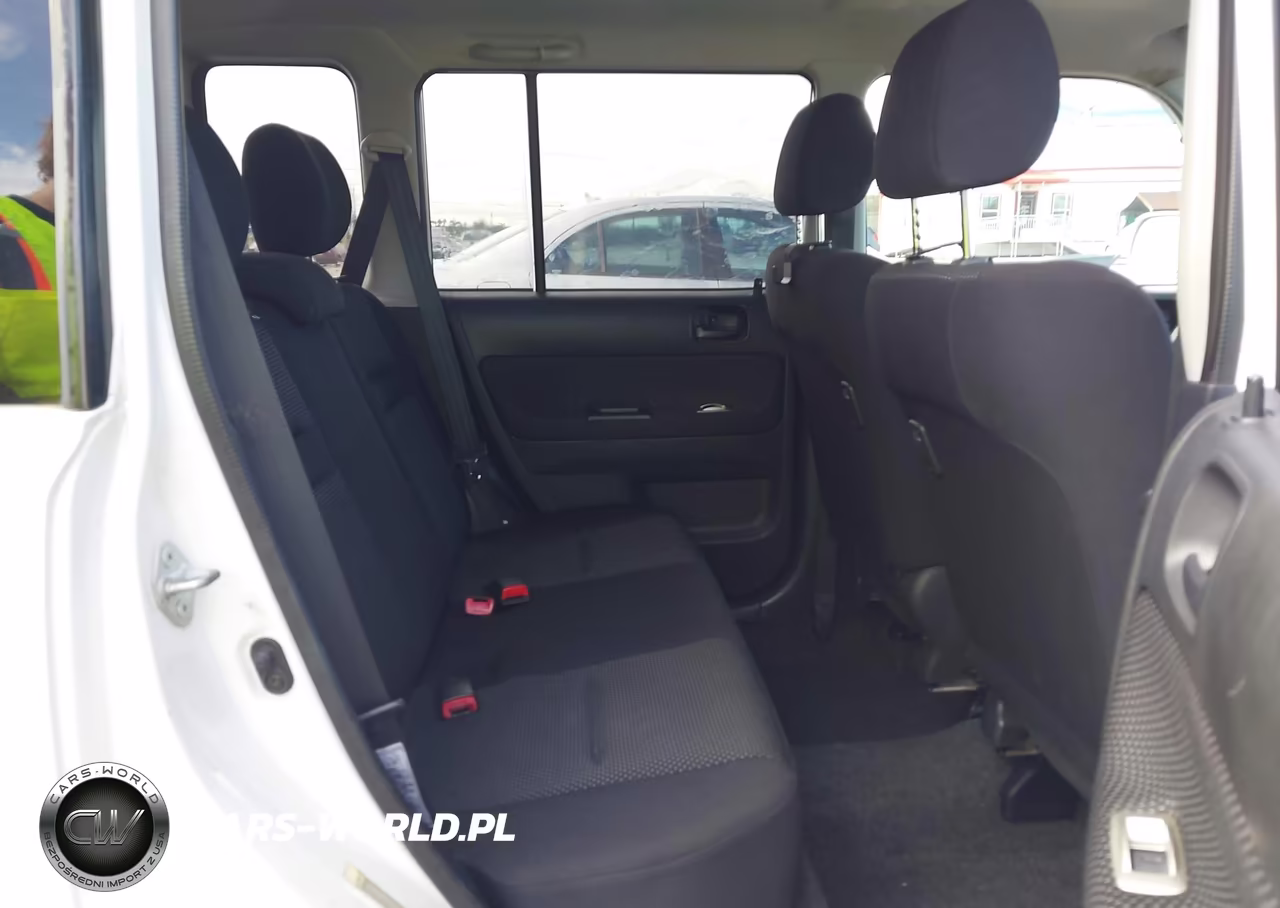 2005 Scion Xb VIN:JTLKT324250171166 - 8