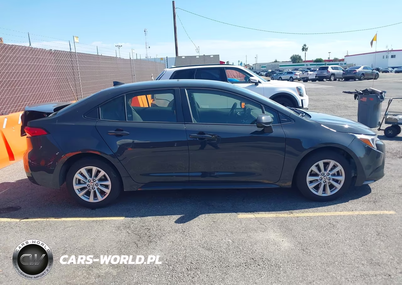 2024 Toyota Corolla Hybrid Le VIN:JTDBCMFE4R3067240 - 13