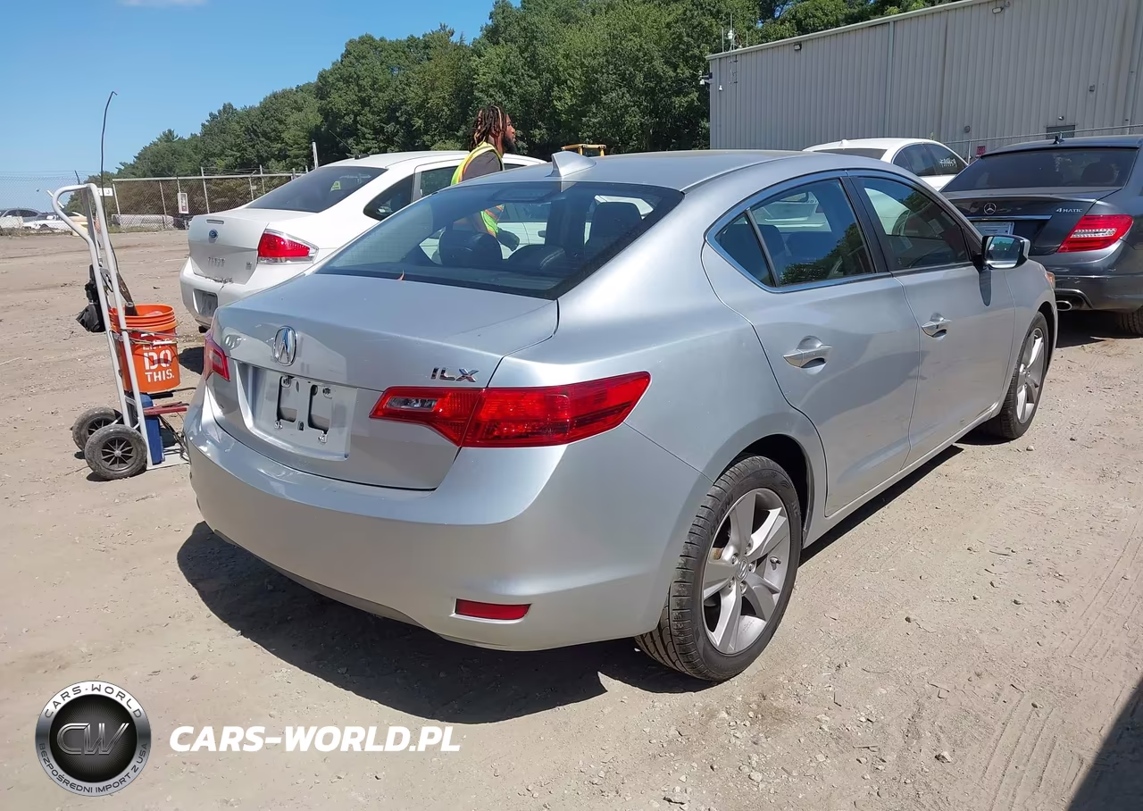 2015 Acura Ilx 2.0L VIN:19VDE1F36FE002595 - 4