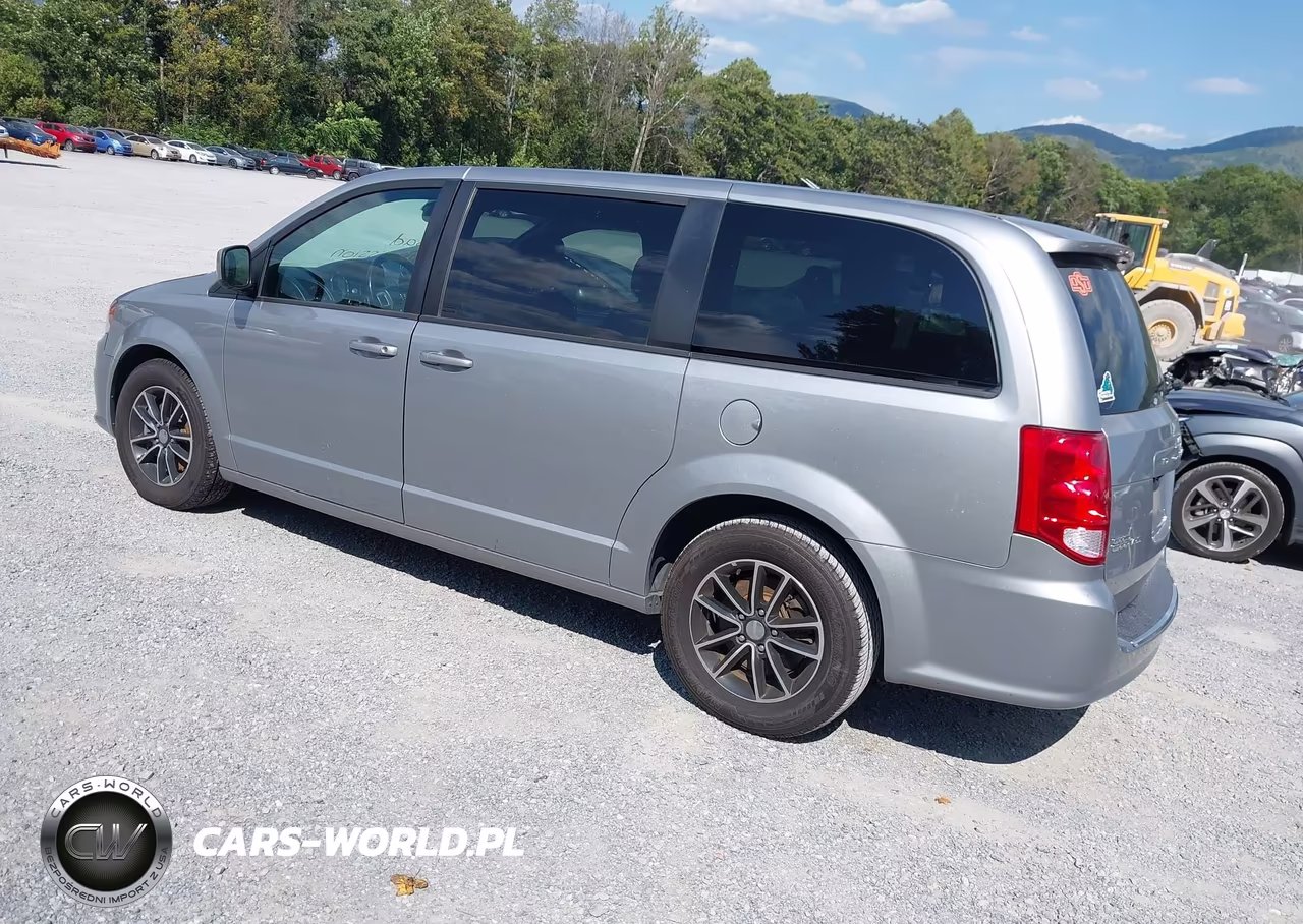 2019 Dodge Grand Caravan Gt VIN:2C4RDGEG9KR535346 - 3