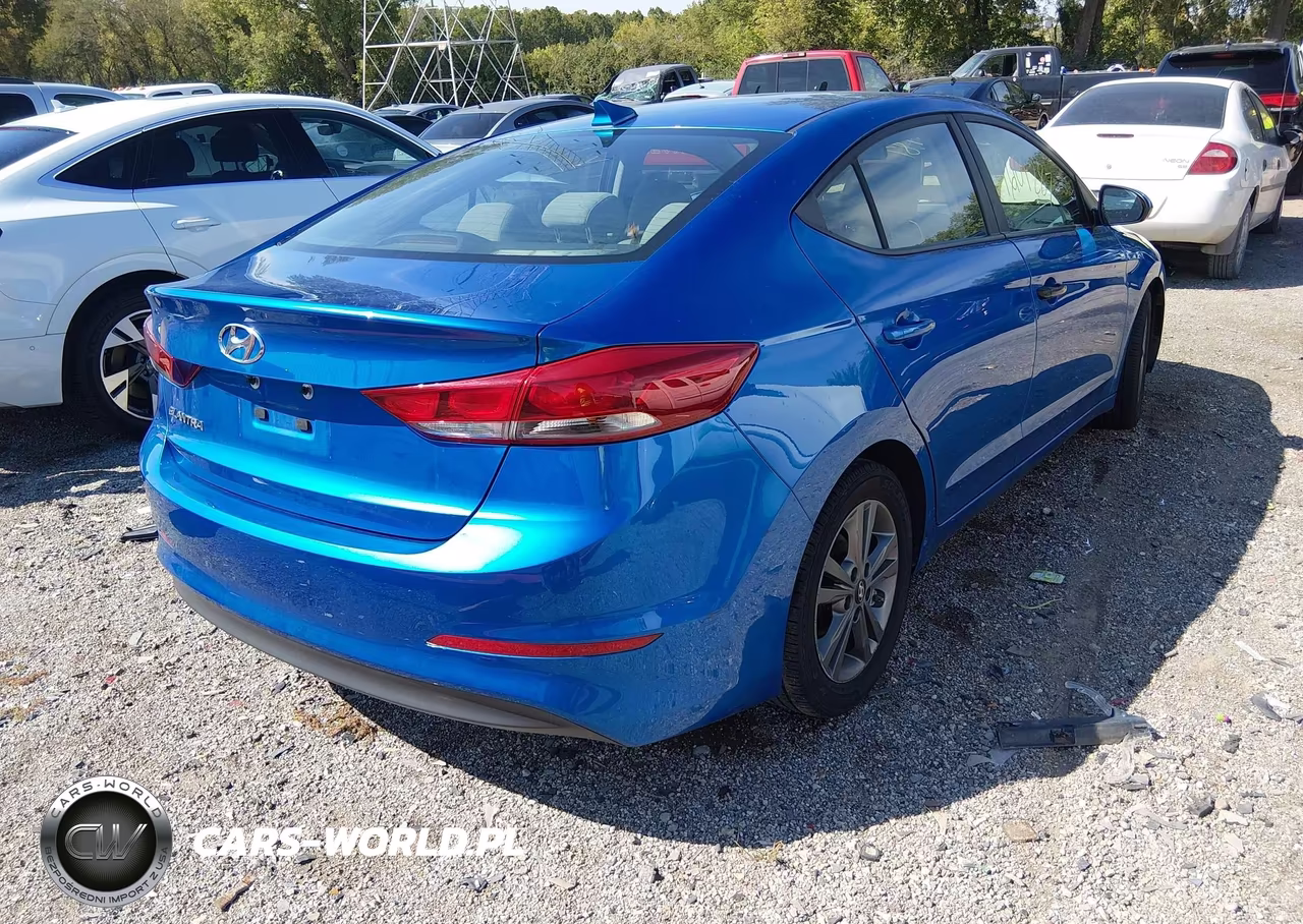 2017 Hyundai Elantra Se VIN:5NPD84LF6HH183209 - 4