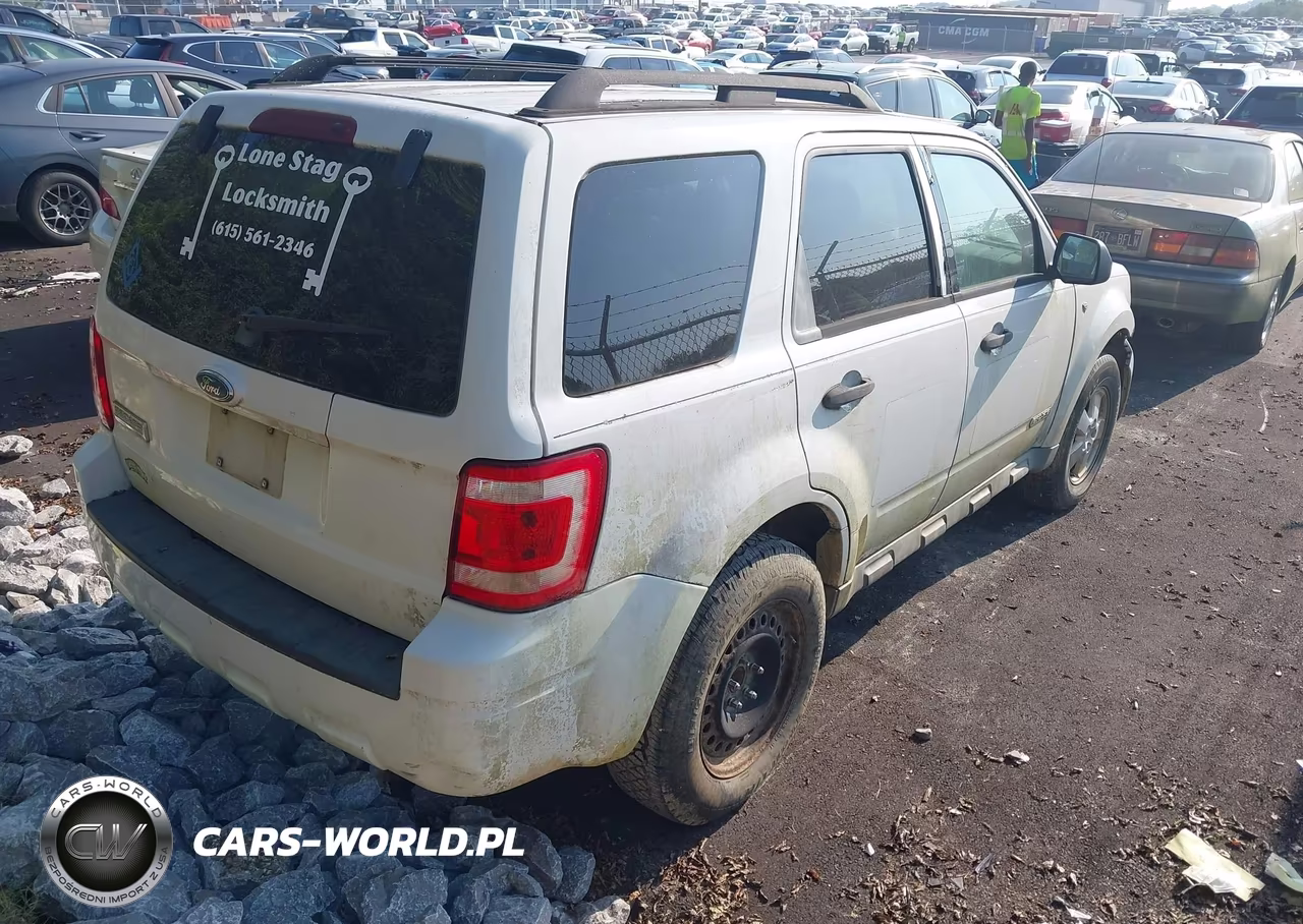 2008 Ford Escape Xlt VIN:1FMCU03148KA08829 - 4