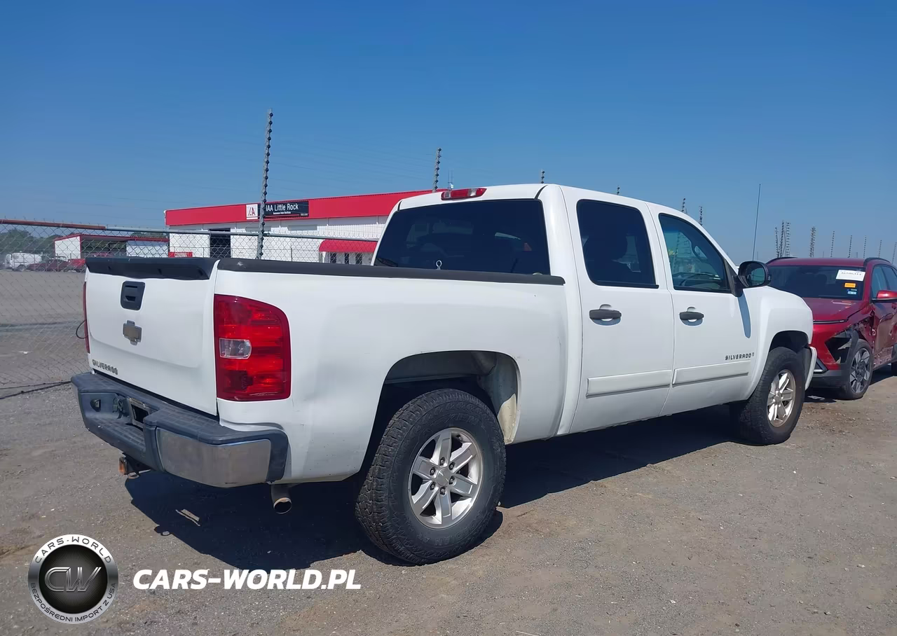 2008 Chevrolet Silverado 1500 Ls VIN:2GCEC13CX81165384 - 4