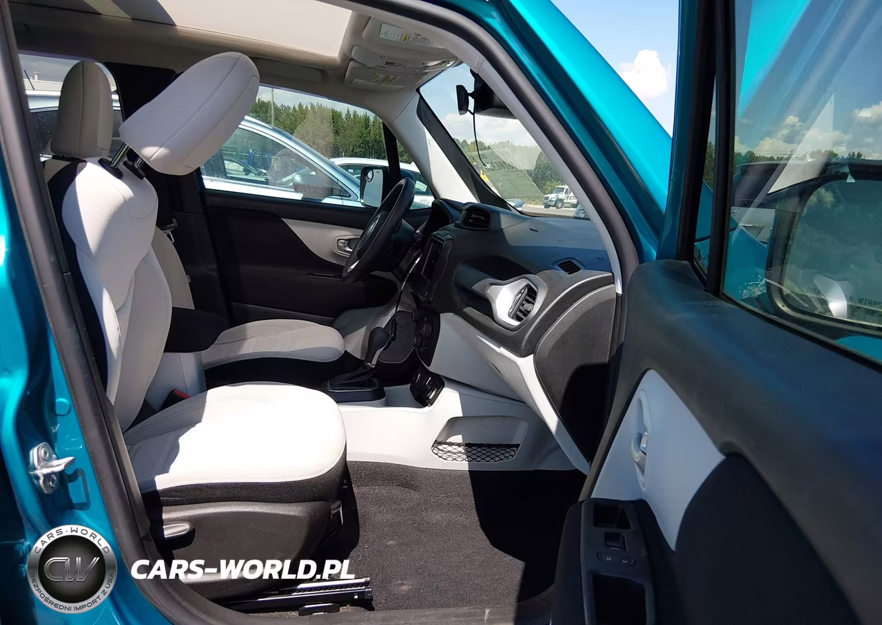 2020 Jeep Renegade Latitude 4X4 VIN:ZACNJBBB2LPL84890 - 5