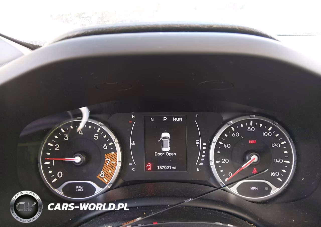 2020 Jeep Renegade Latitude 4X4 VIN:ZACNJBBB2LPL84890 - 7