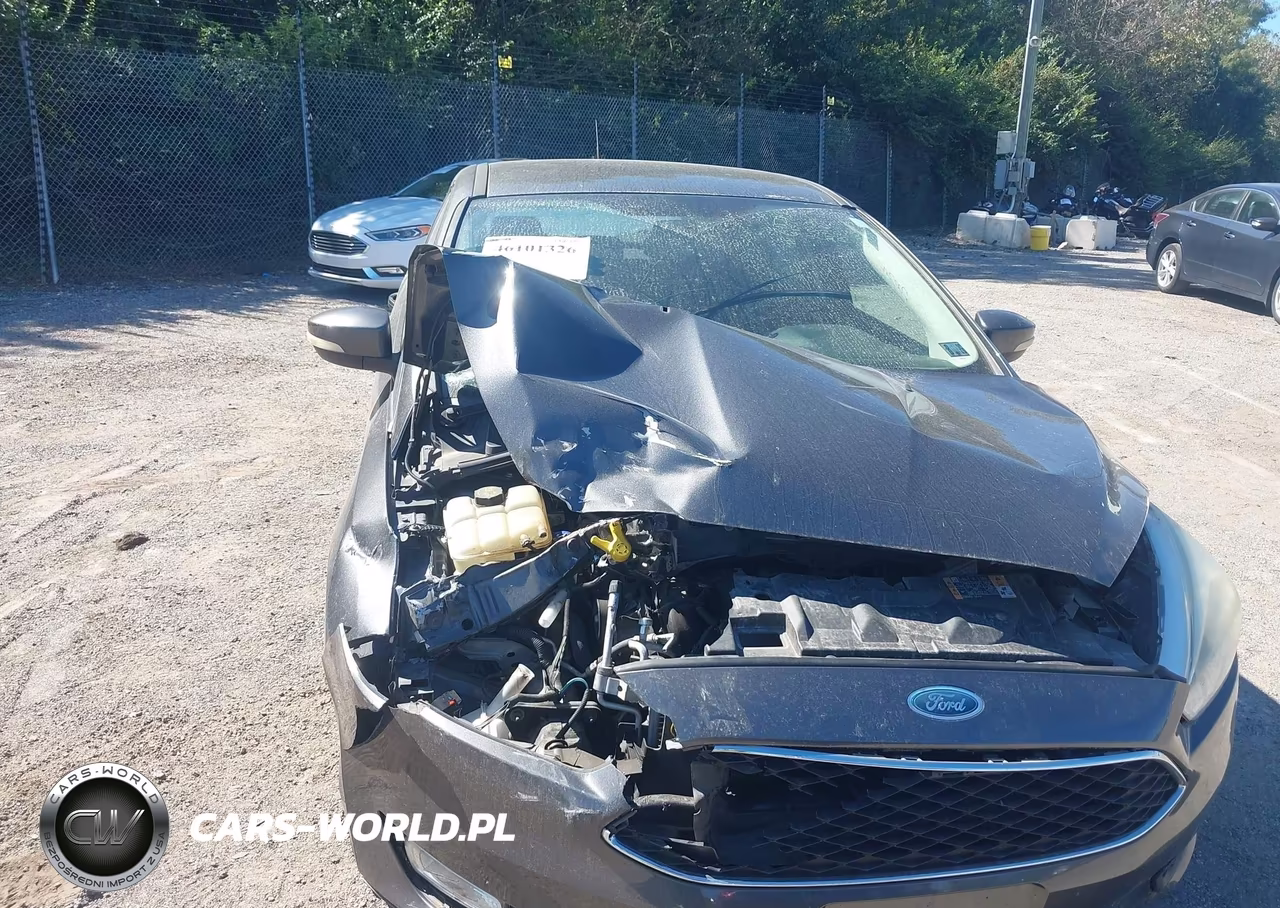 2015 Ford Focus Se VIN:1FADP3K22FL209461 - 6