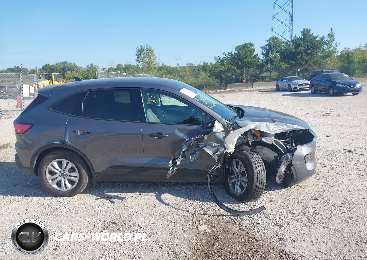 2022 Ford Escape S VIN:1FMCU9F67NUB55593 - 13