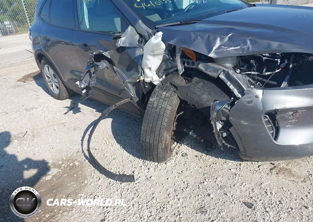 2022 Ford Escape S VIN:1FMCU9F67NUB55593 - 6
