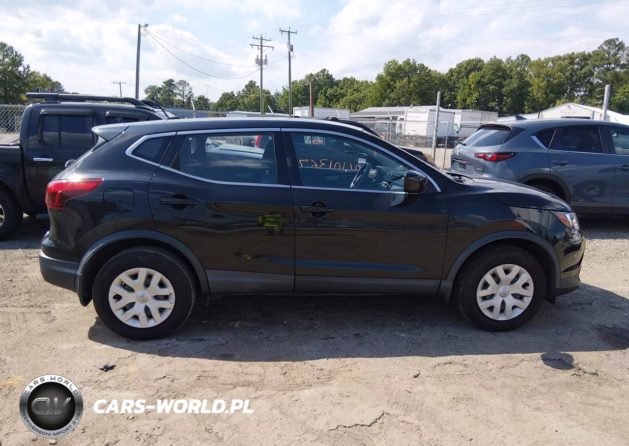 2018 Nissan Rogue Sport S VIN:JN1BJ1CP5JW191209 - 13