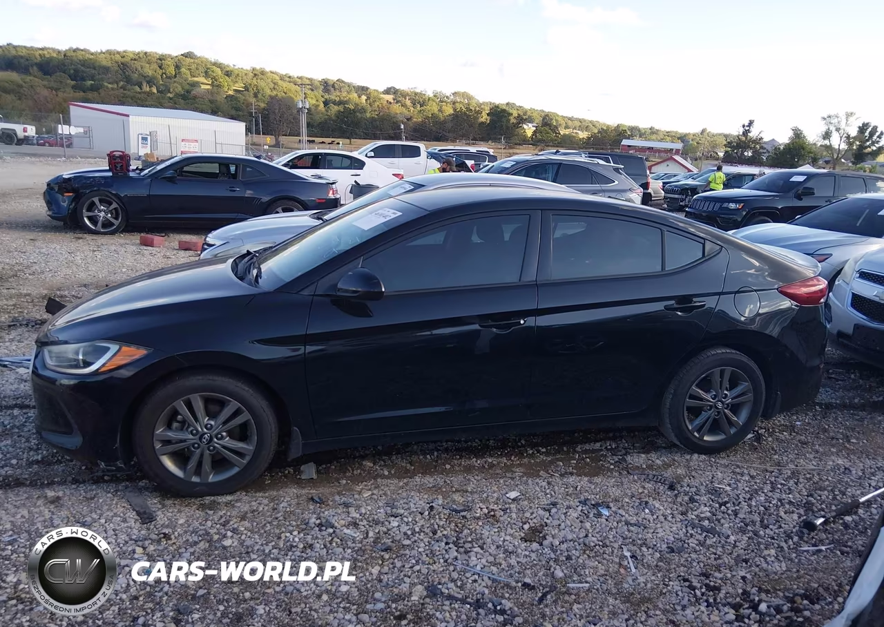 2017 Hyundai Elantra Se VIN:5NPD84LF9HH115132 - 14