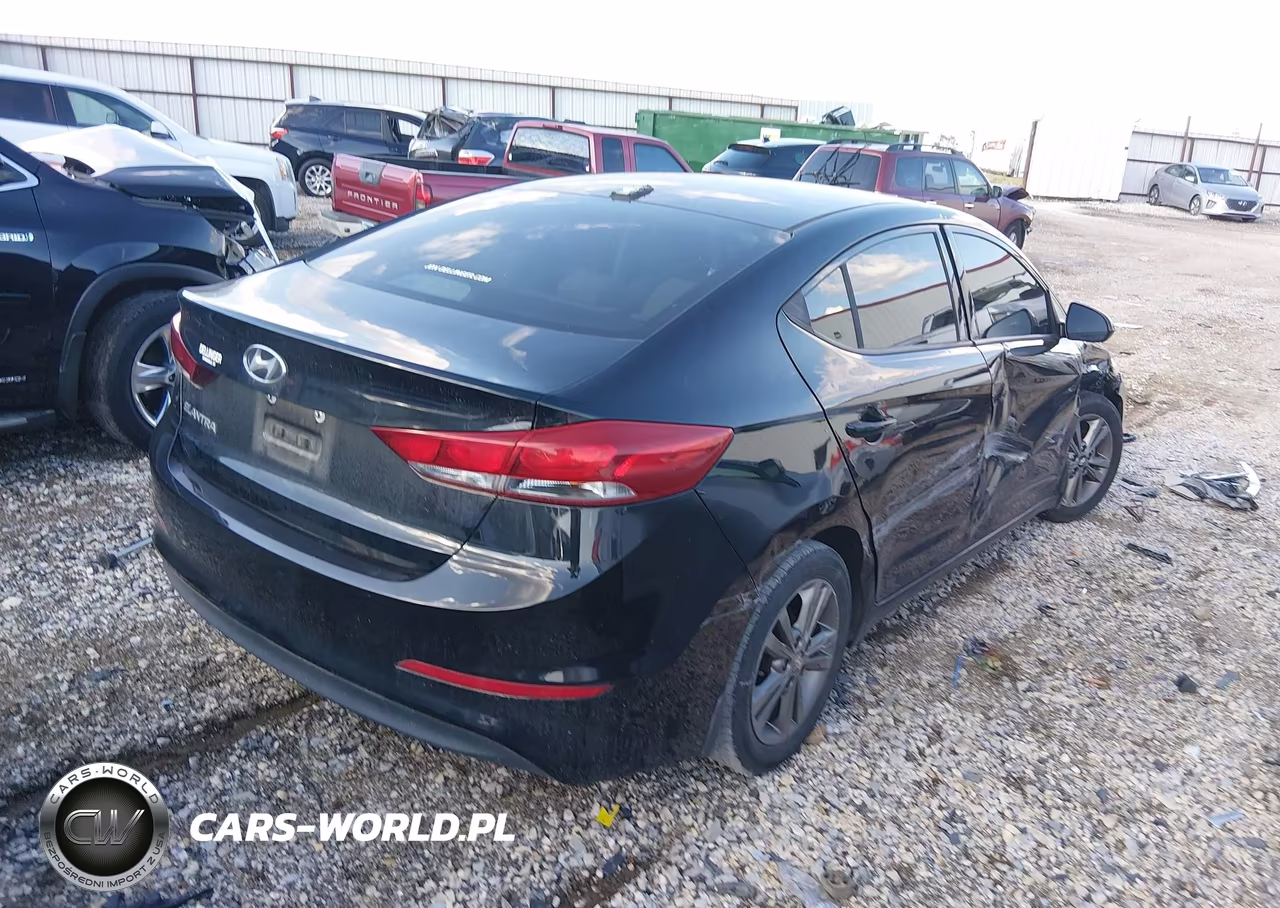 2017 Hyundai Elantra Se VIN:5NPD84LF9HH115132 - 4