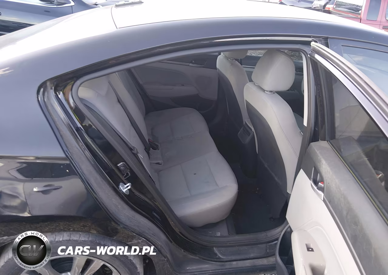 2017 Hyundai Elantra Se VIN:5NPD84LF9HH115132 - 8