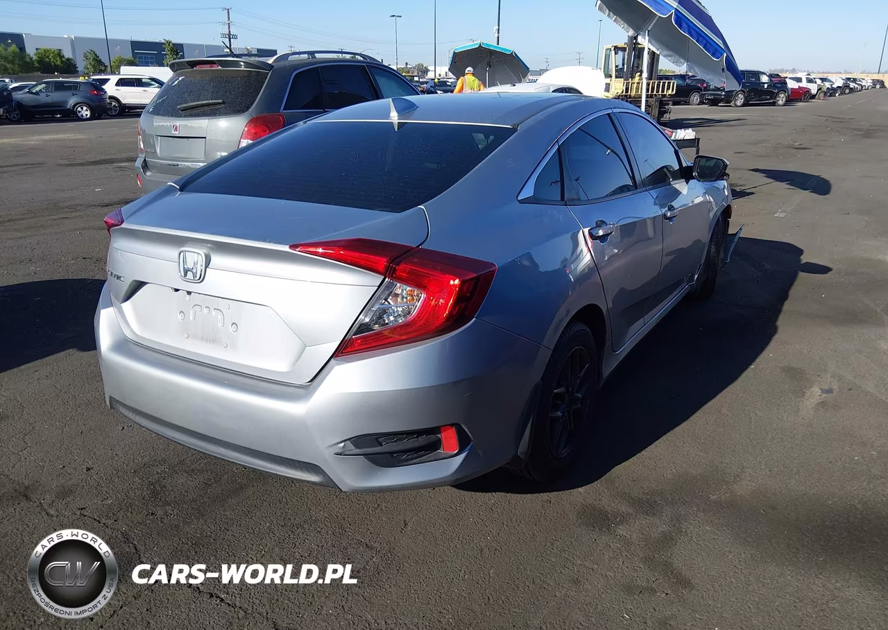 2018 Honda Civic Ex VIN:2HGFC2F76JH577843 - 4