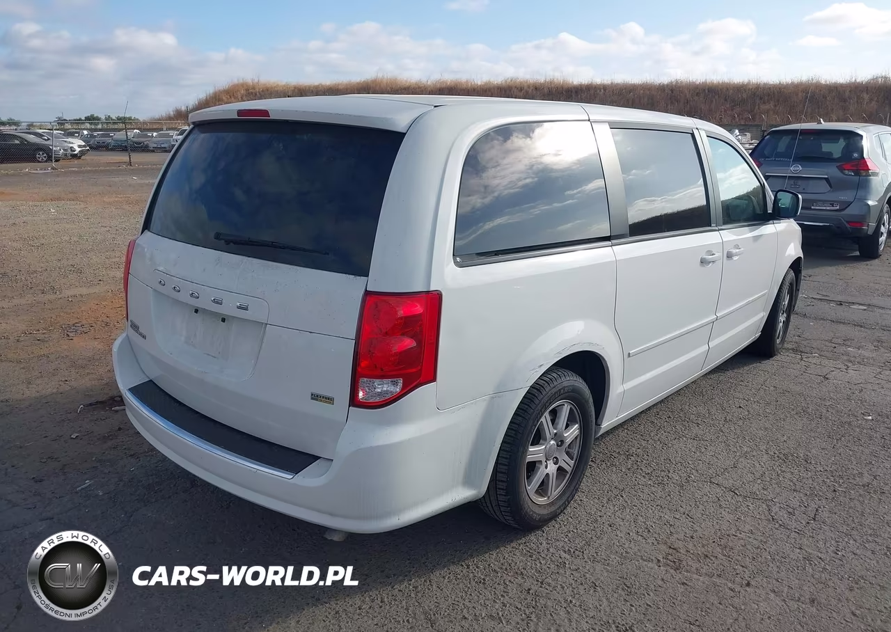 2011 Dodge Grand Caravan Mainstreet VIN:2D4RN3DGXBR628242 - 4