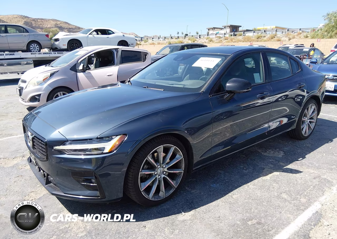 2021 Volvo S60 T5 Momentum VIN:7JR102TZ2MG117961 - 2