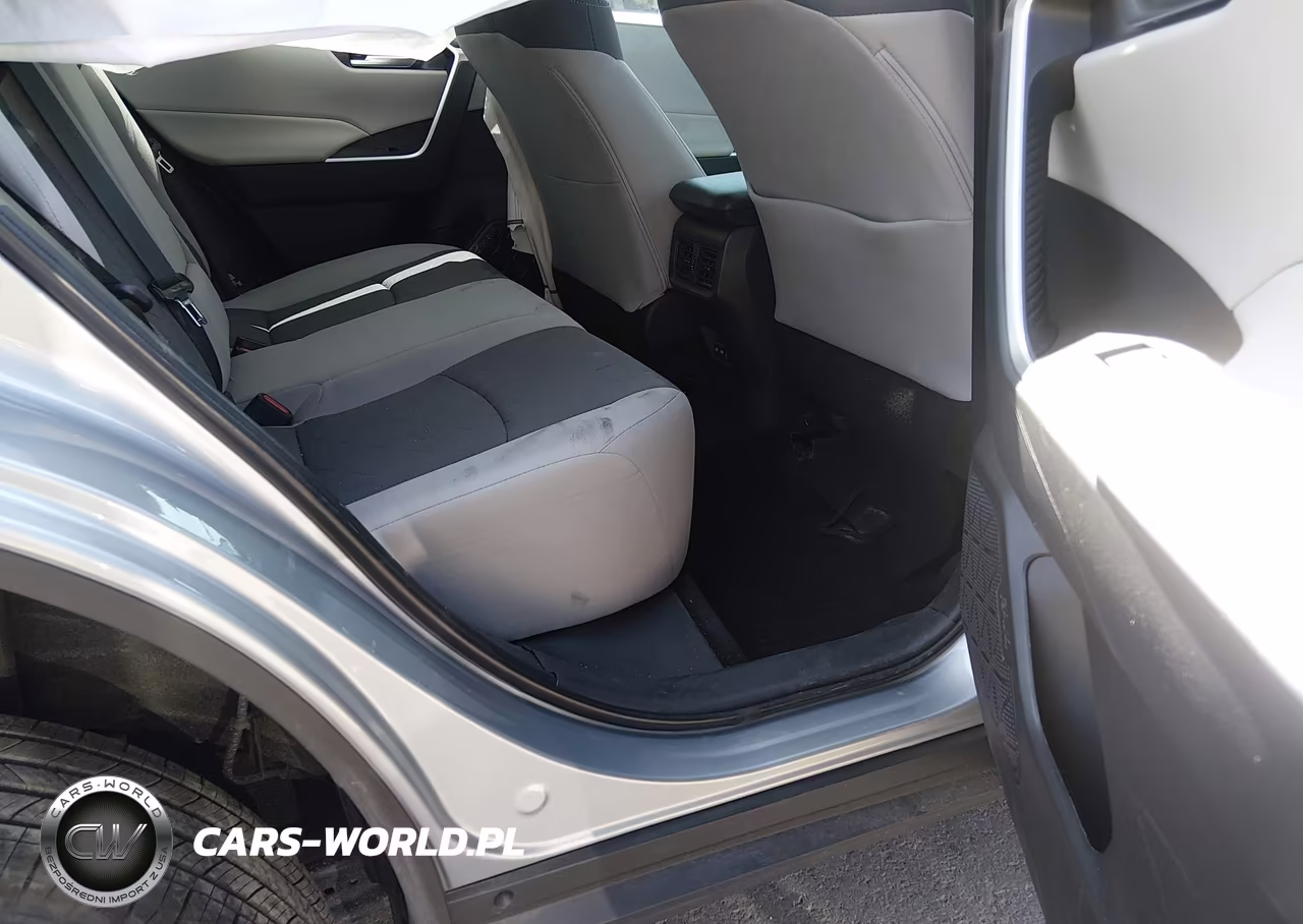2025 Toyota Rav4 Xle VIN:2T3P1RFV2SW558532 - 8