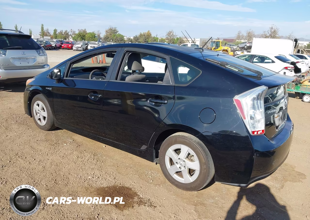 2010 Toyota Prius Iii VIN:JTDKN3DU1A1300182 - 3