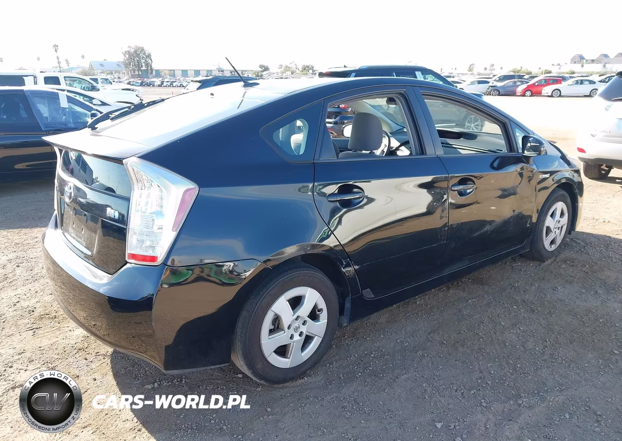 2010 Toyota Prius Iii VIN:JTDKN3DU1A1300182 - 4