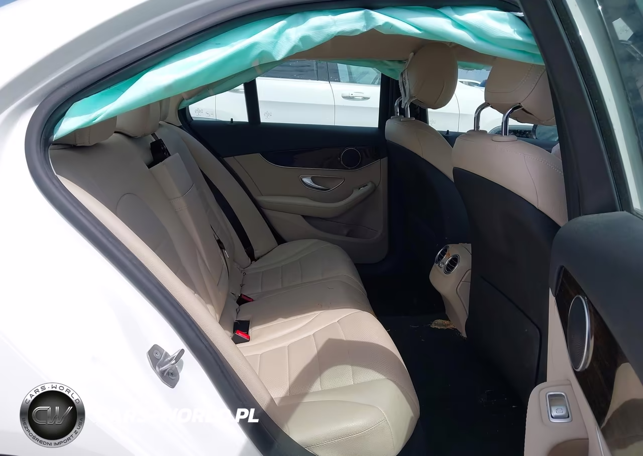2017 Mercedes-Benz C 300 VIN:55SWF4JBXHU207720 - 8