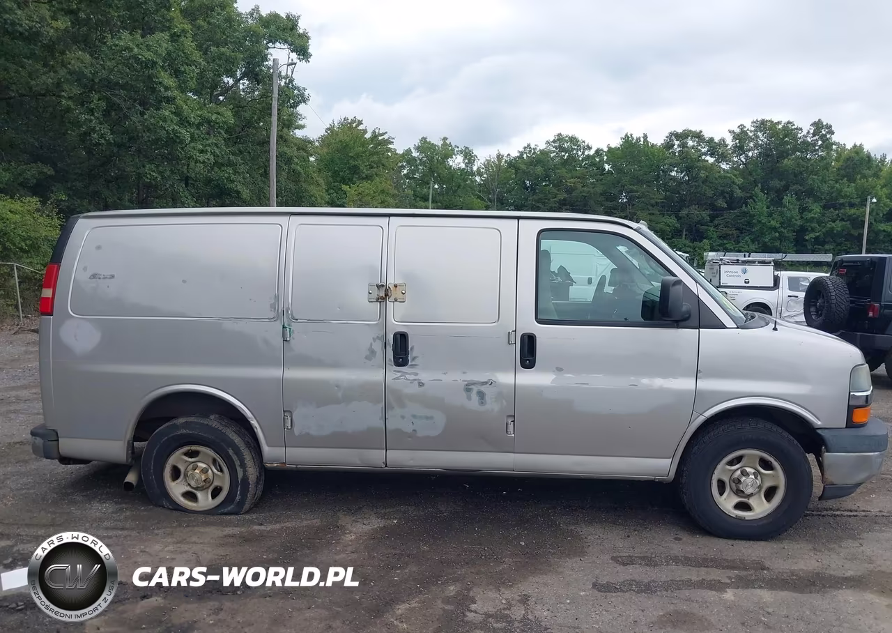 2007 Chevrolet Express Work Van VIN:1GCFG15X971153157 - 13