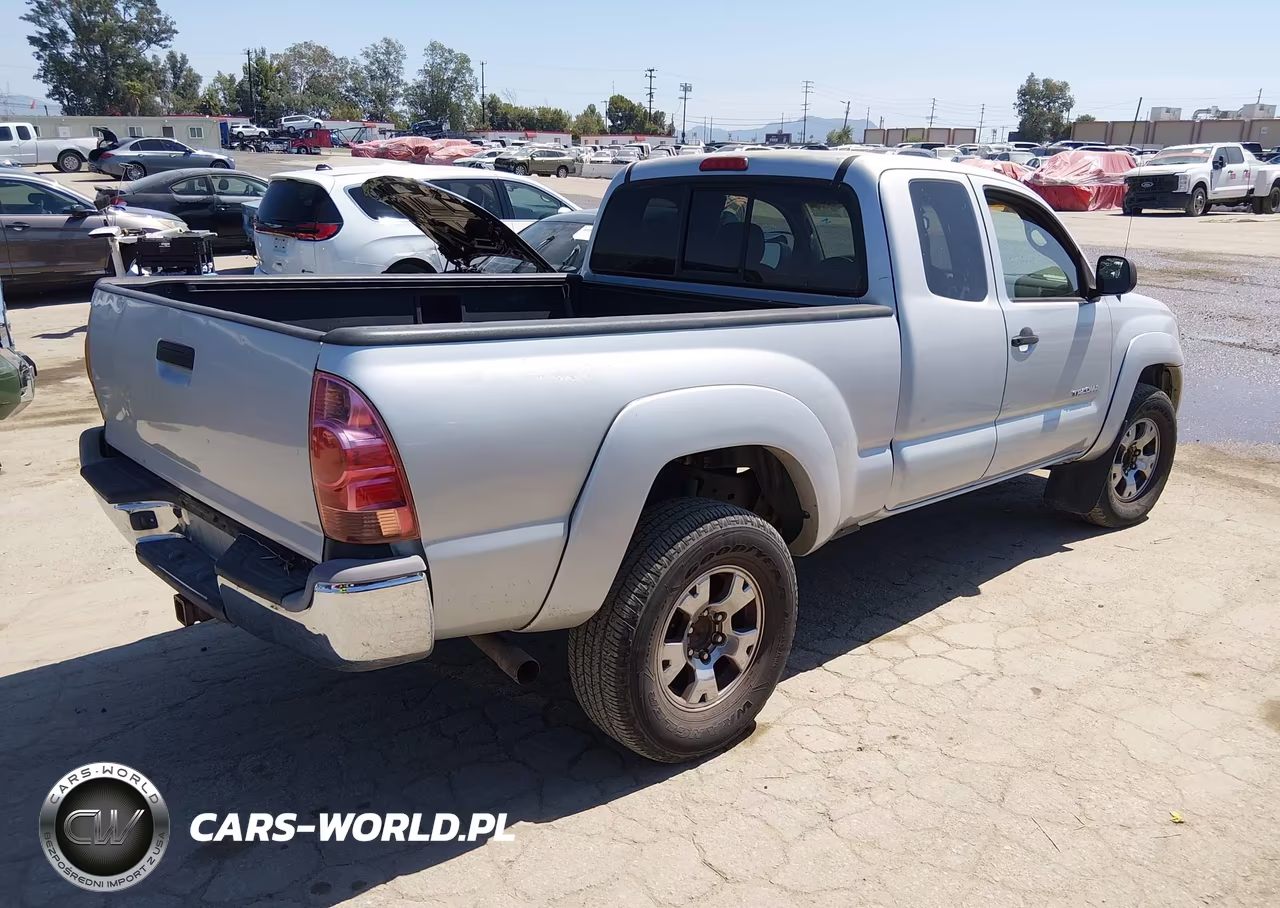 2005 Toyota Tacoma Prerunner V6 VIN:5TETU62NX5Z034418 - 4