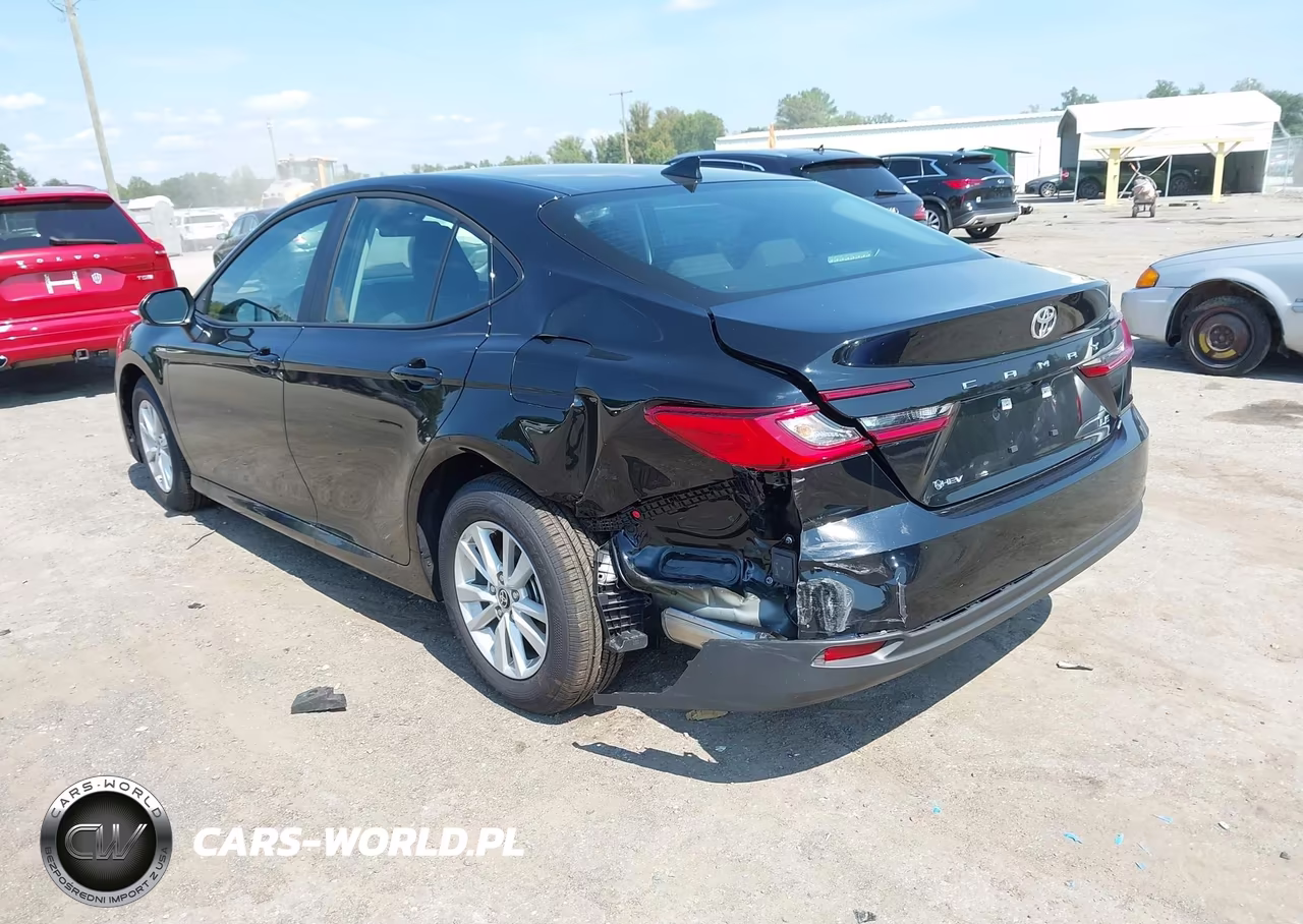2026 Toyota Camry Le VIN:4T1DAACK0TU304892 - 3