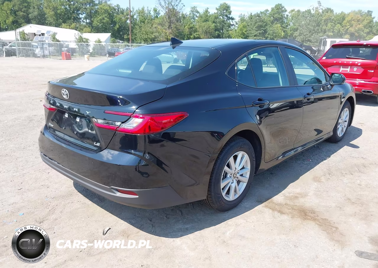 2026 Toyota Camry Le VIN:4T1DAACK0TU304892 - 4