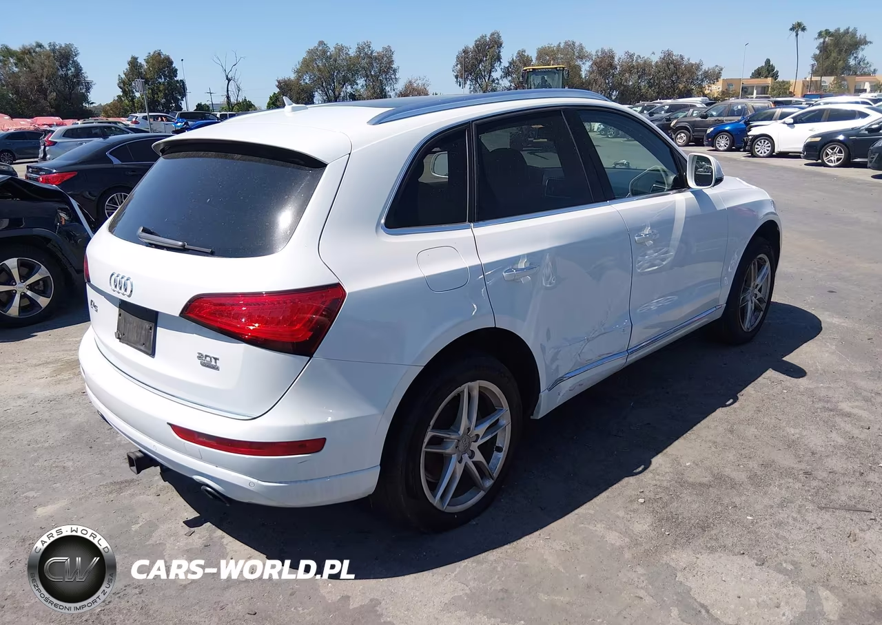 2016 Audi Q5 2.0T Premium VIN:WA1L2AFP2GA130488 - 4