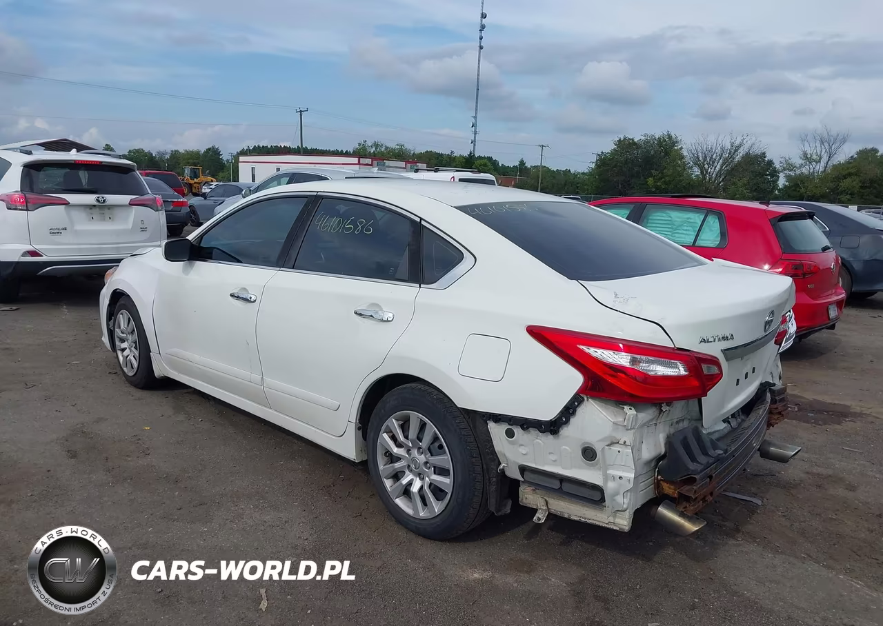 2017 Nissan Altima 2.5 S VIN:1N4AL3AP7HC154360 - 3