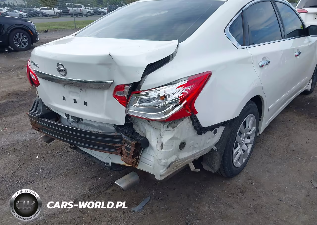 2017 Nissan Altima 2.5 S VIN:1N4AL3AP7HC154360 - 6
