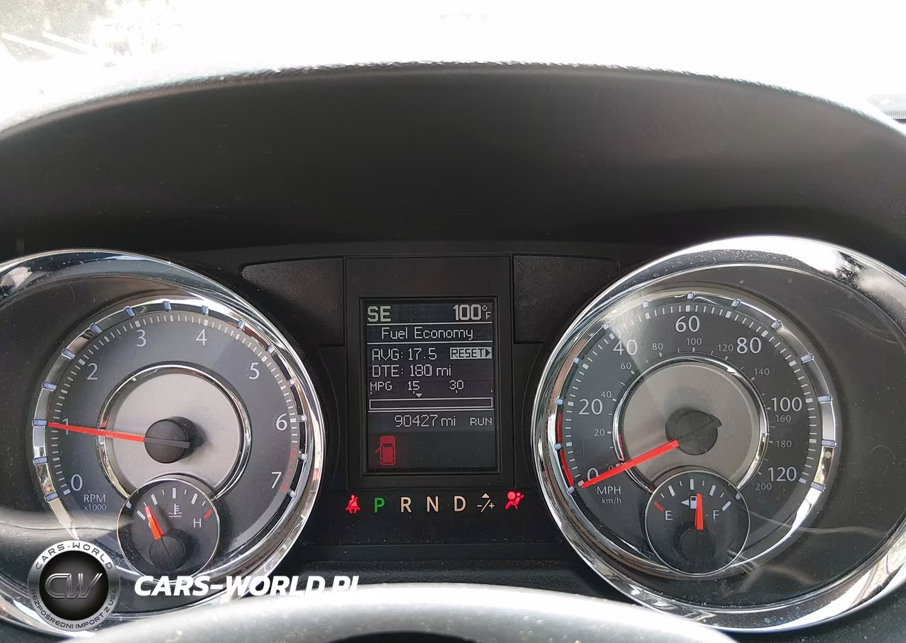 2014 Chrysler Town & Country Limited VIN:2C4RC1GG0ER180360 - 7