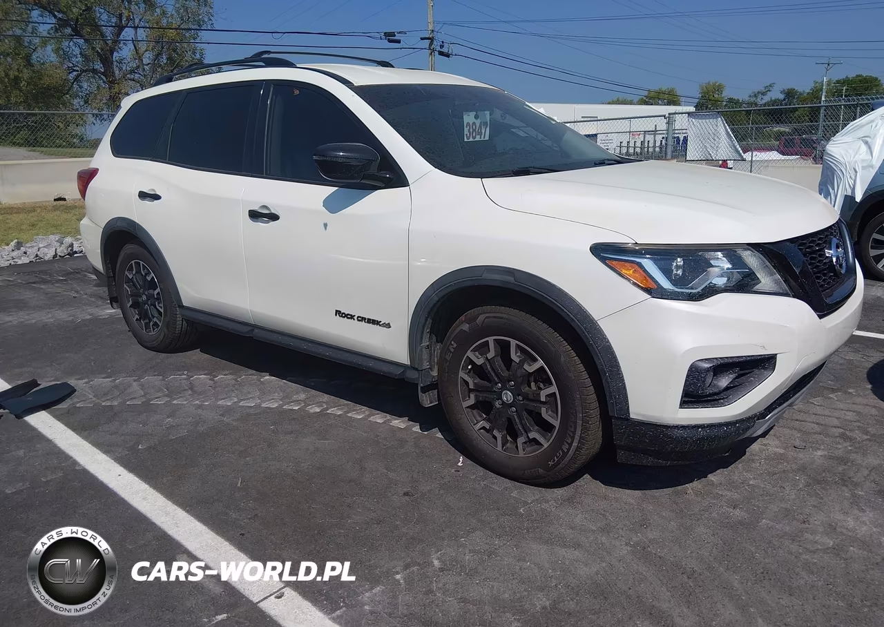 2019 Nissan Pathfinder Sv