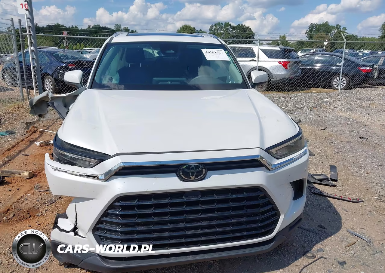 2024 Toyota Grand Highlander Xle VIN:5TDAAAB54RS055464 - 12