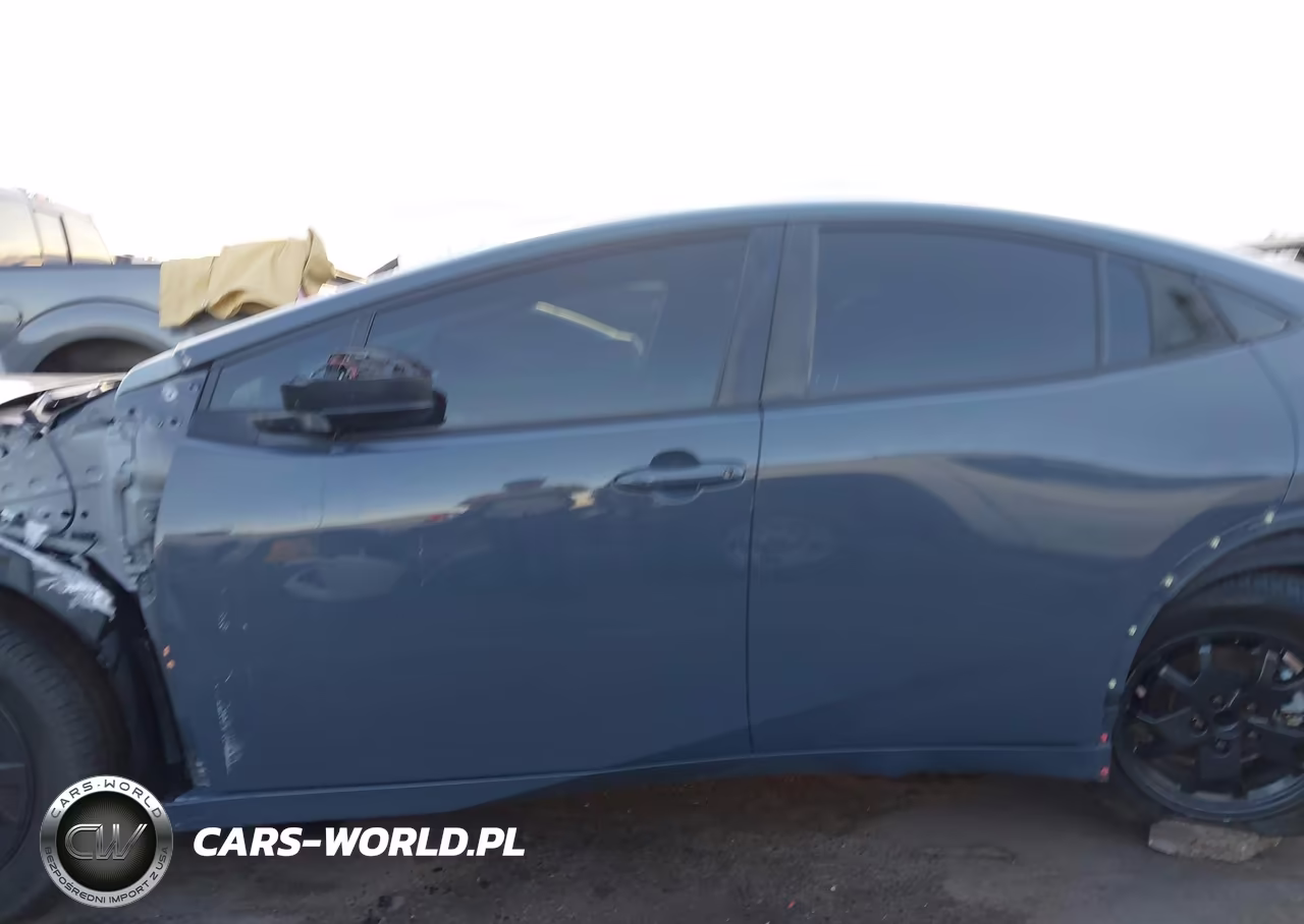 2023 Toyota Prius Le VIN:JTDACAAU7P3004817 - 15