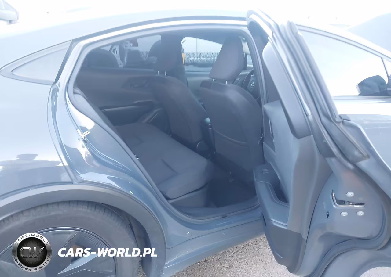 2023 Toyota Prius Le VIN:JTDACAAU7P3004817 - 8