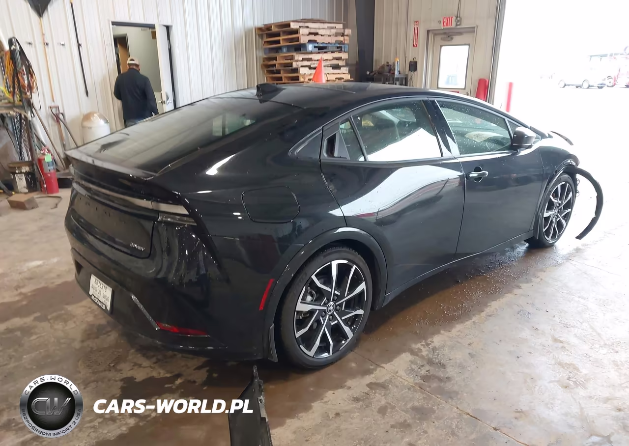 2026 Toyota Prius Plug-In Hybrid Xse VIN:JTDACACU7T3069416 - 4